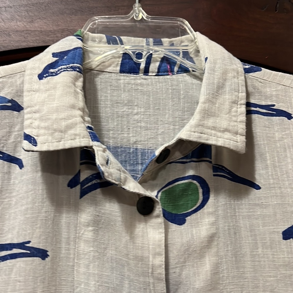 100%cotton button down - Picture 2 of 9